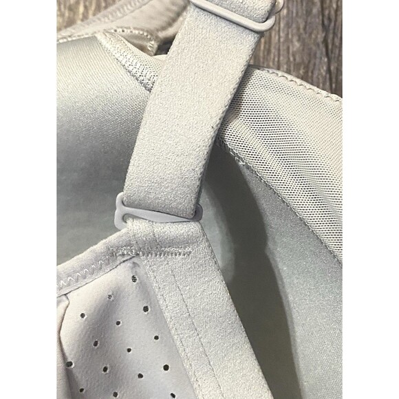 Lululemon Run Times Bra 32D High Support Sports Activewear Workout - Picture 9 of 14